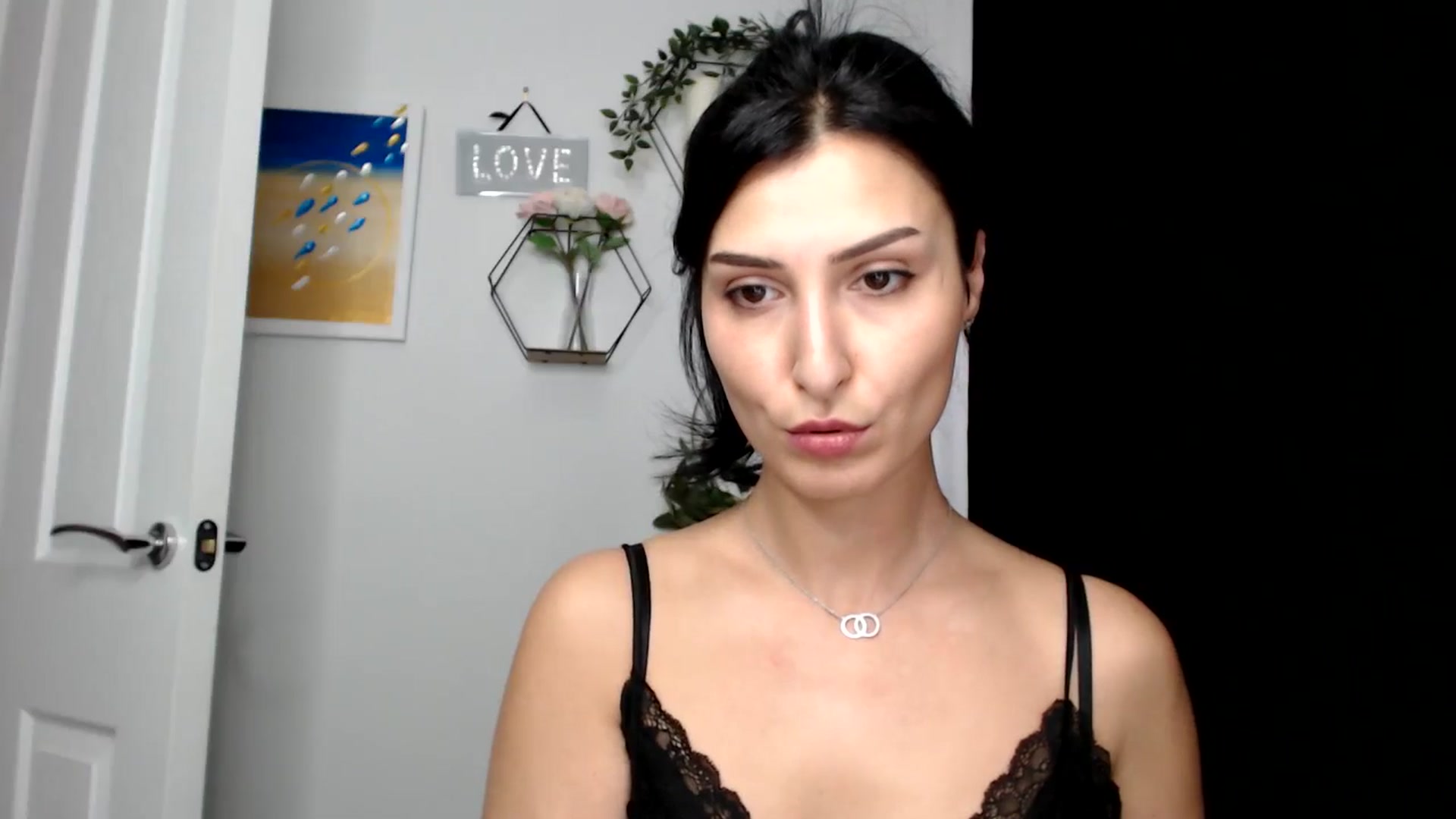 Gallery image thumbnail from LavIson's myfreecams stream on, 01/20/2025, 12:28 image 16 of 20
