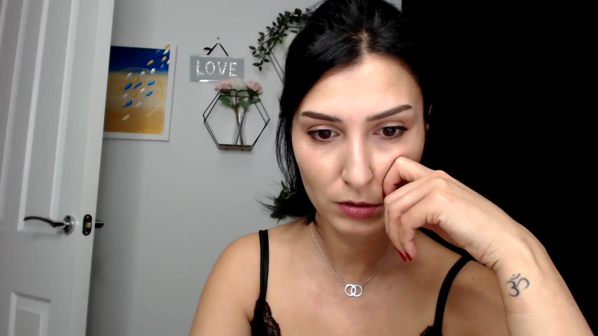 Gallery image thumbnail from LavIson's myfreecams stream on, 01/20/2025, 12:28 image 14 of 20