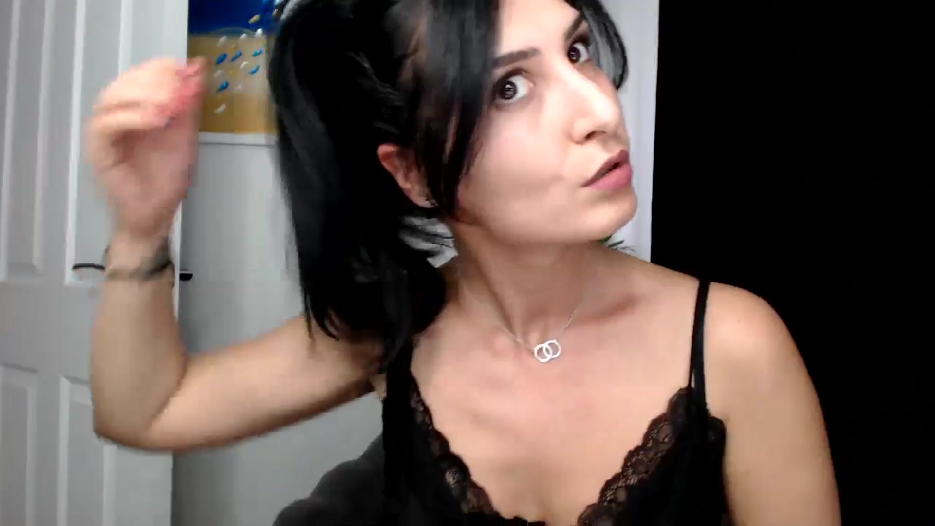 Gallery image thumbnail from LavIson's myfreecams stream on, 01/20/2025, 12:28 image 9 of 20