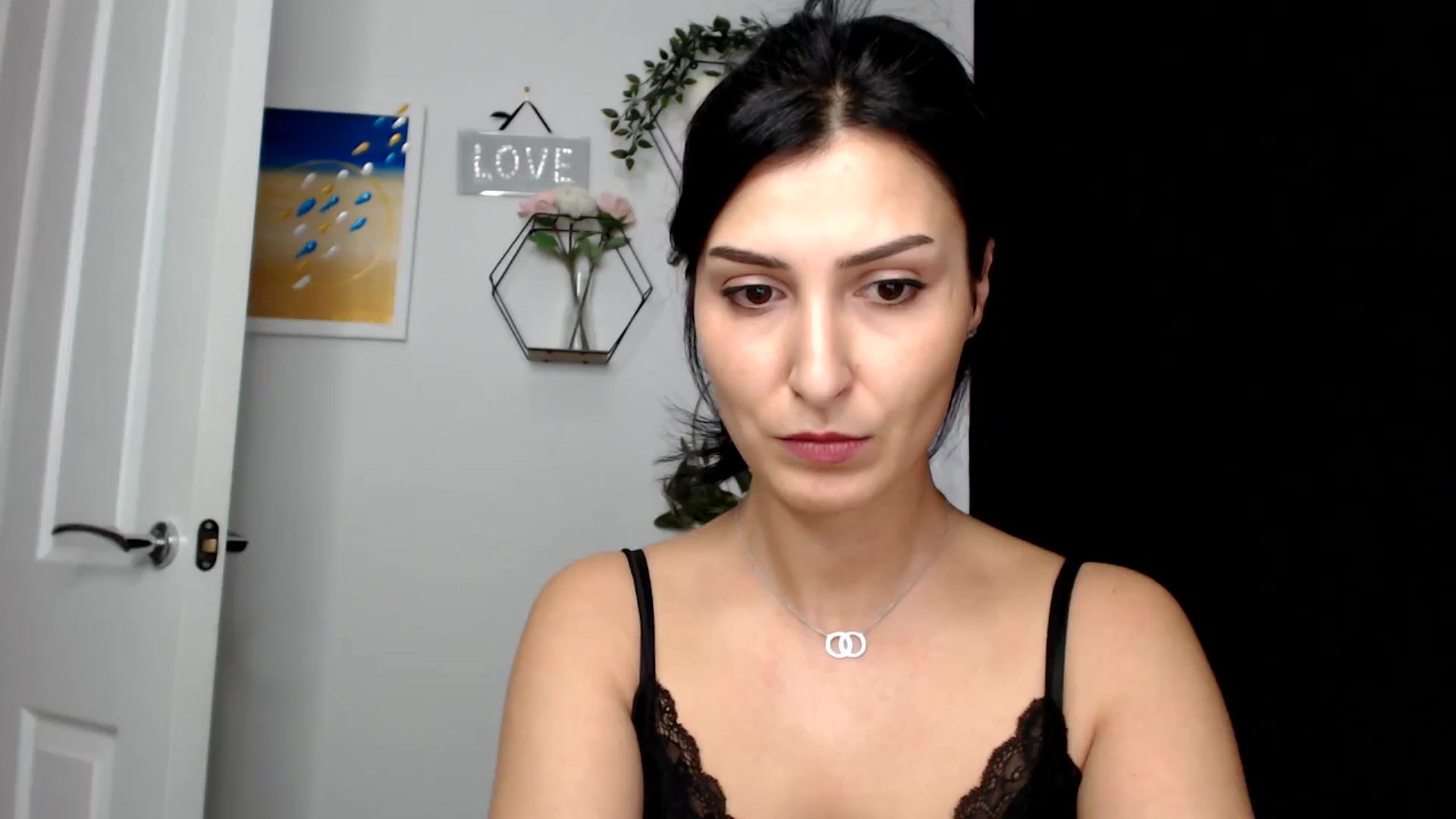 Gallery image thumbnail from LavIson's myfreecams stream on, 01/20/2025, 12:28 image 17 of 20