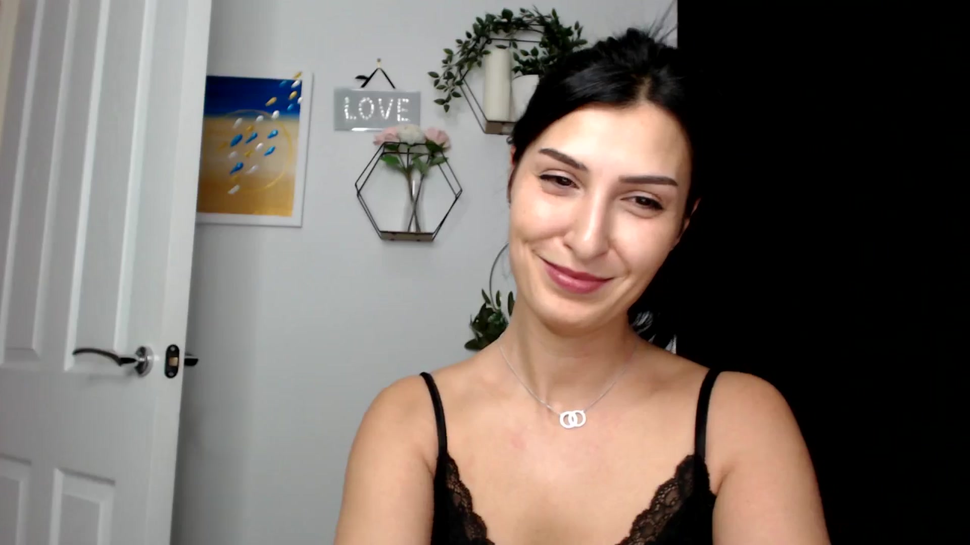Gallery image thumbnail from LavIson's myfreecams stream on, 01/20/2025, 12:28 image 10 of 20
