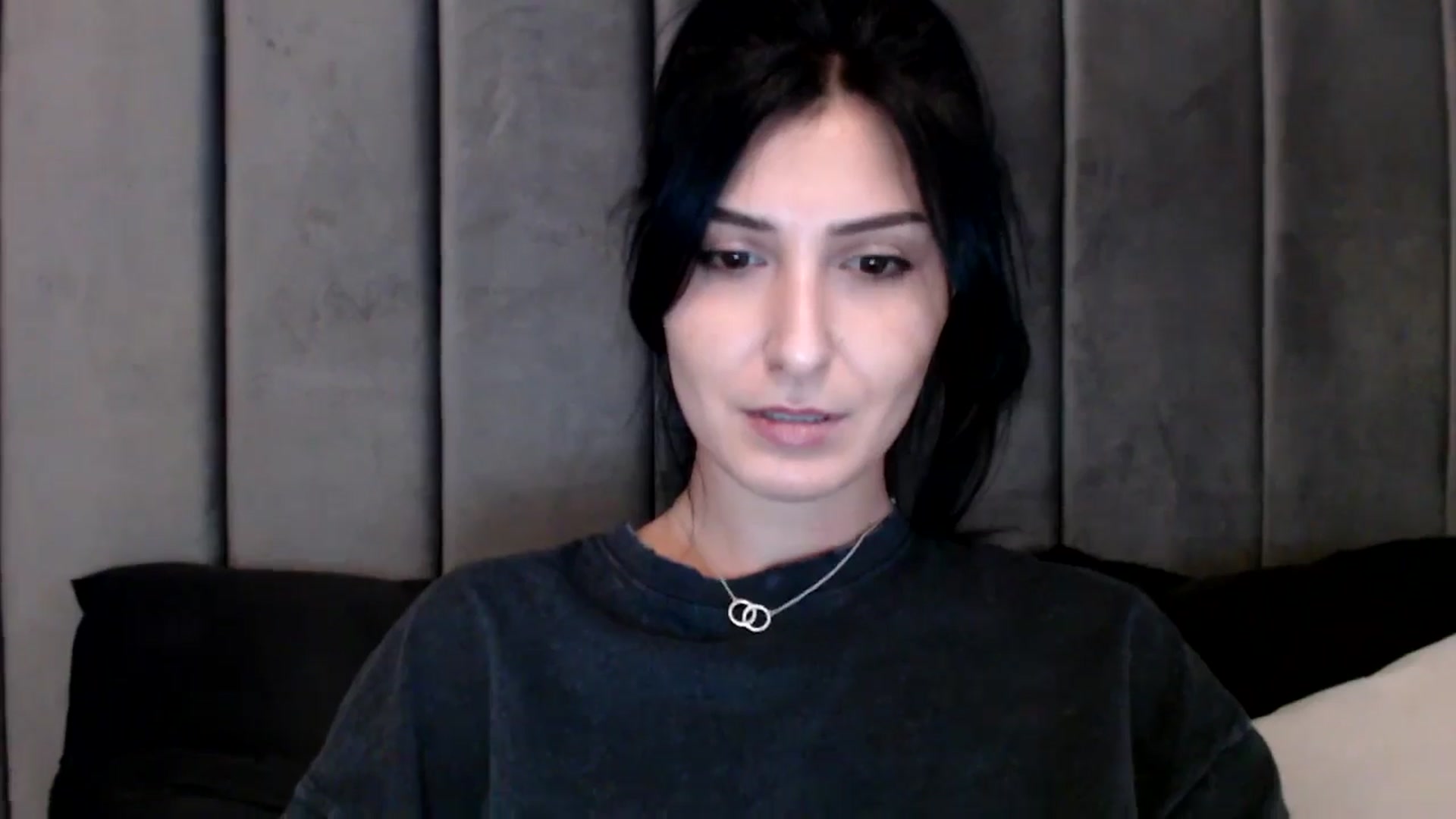 Gallery image thumbnail from LavIson's myfreecams stream on, 01/20/2025, 15:09 image 16 of 20