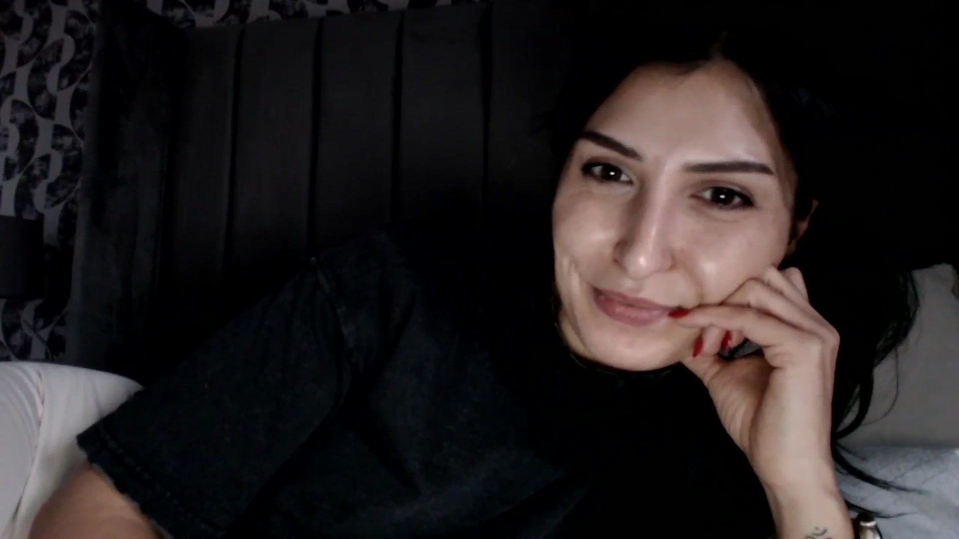 Gallery image thumbnail from LavIson's myfreecams stream on, 01/20/2025, 15:09 image 9 of 20
