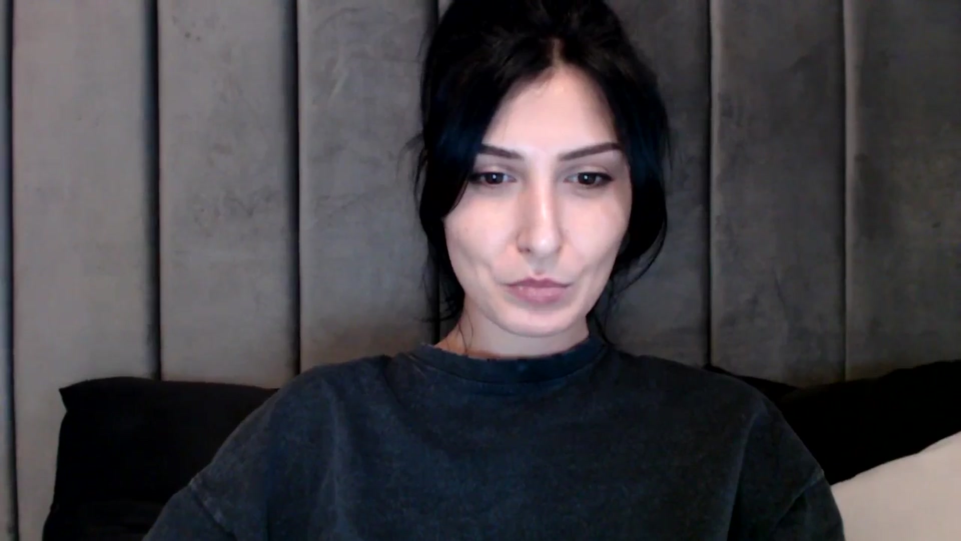 Gallery image thumbnail from LavIson's myfreecams stream on, 01/20/2025, 15:09 image 13 of 20