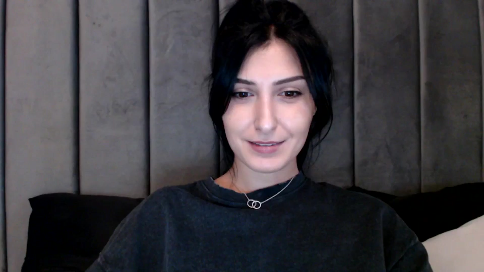 Gallery image thumbnail from LavIson's myfreecams stream on, 01/20/2025, 15:09 image 18 of 20