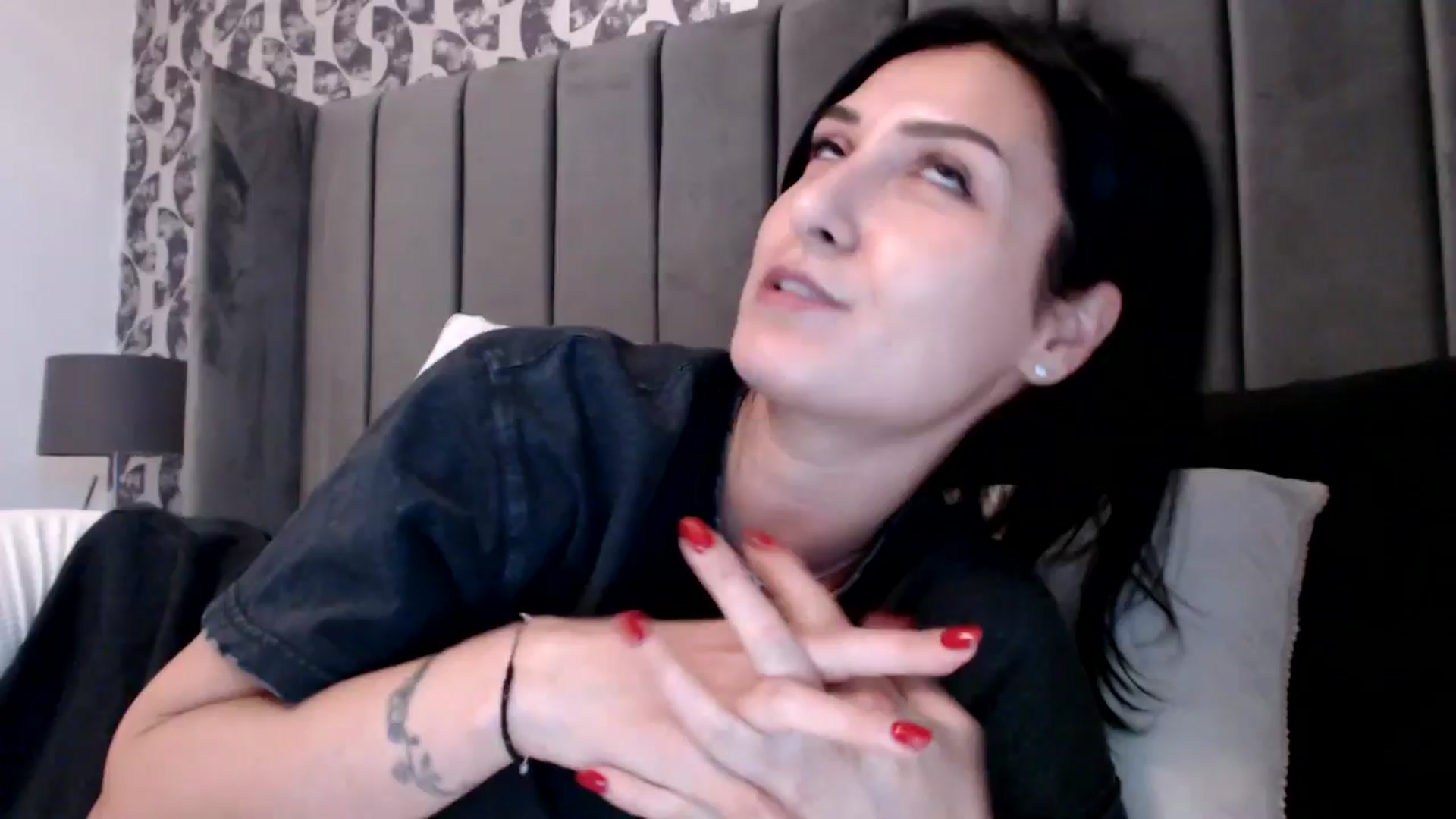 Gallery image thumbnail from LavIson's myfreecams stream on, 01/20/2025, 15:42 image 10 of 20