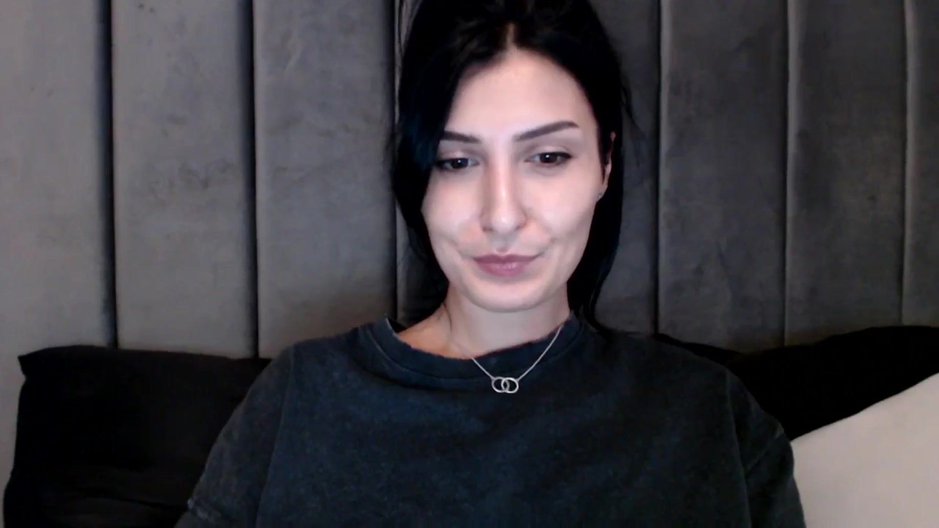 Gallery image thumbnail from LavIson's myfreecams stream on, 01/20/2025, 15:42 image 4 of 20