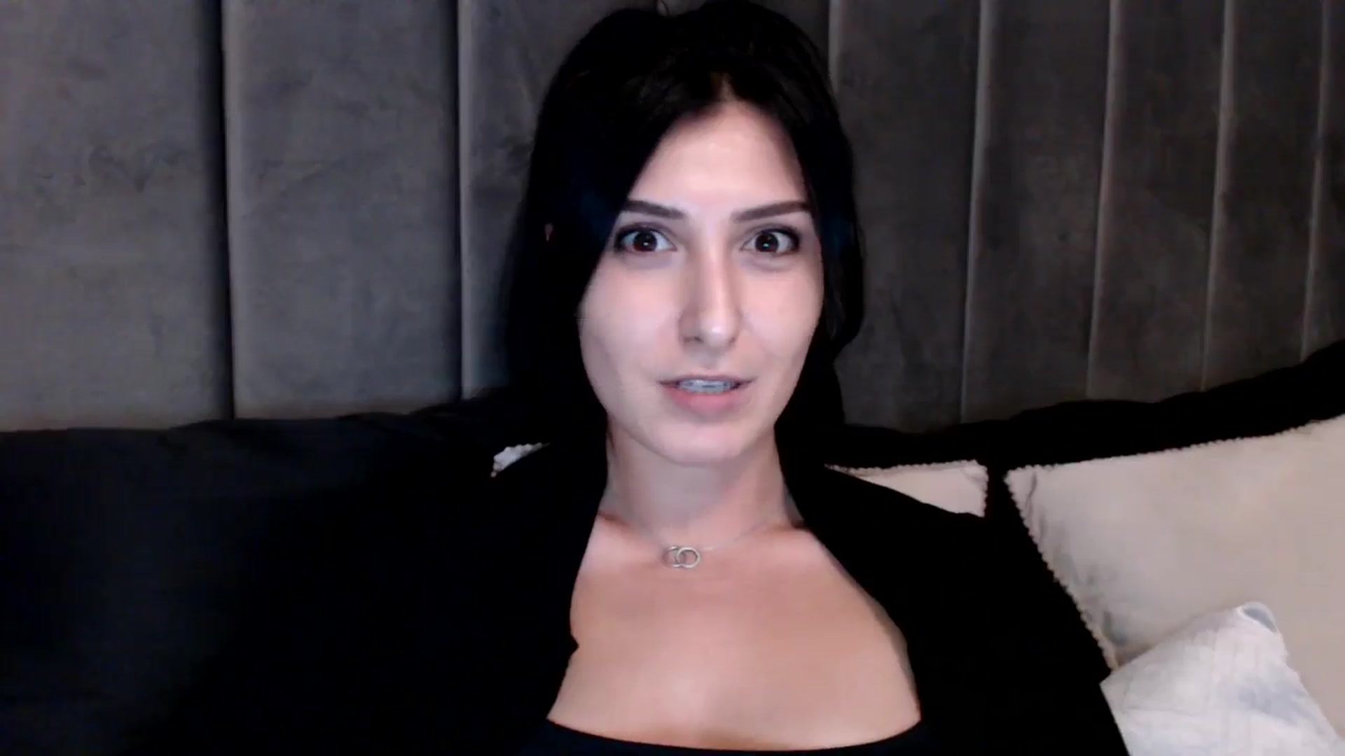 Gallery image thumbnail from LavIson's myfreecams stream on, 01/20/2025, 16:27 image 20 of 20