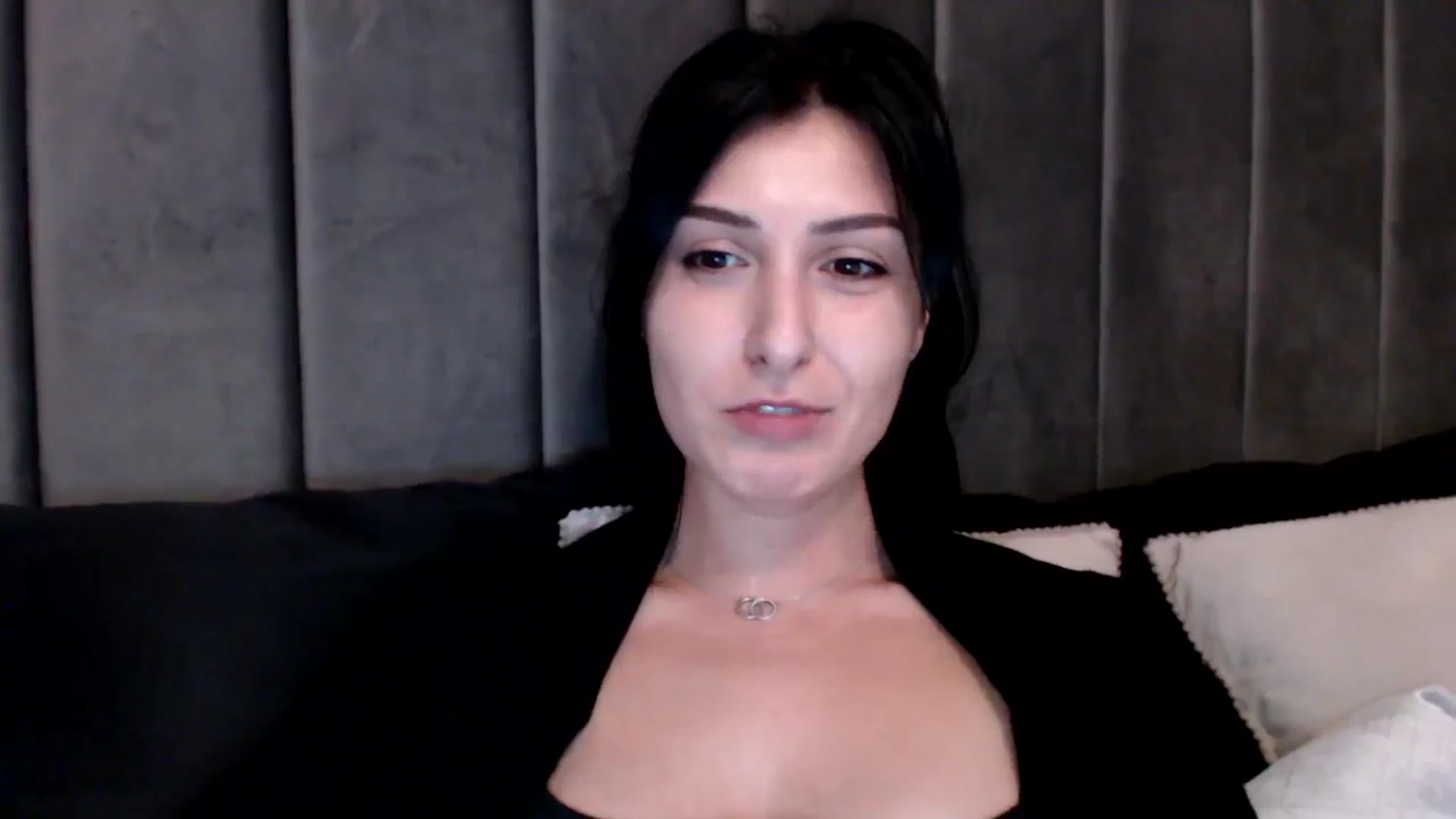 Gallery image thumbnail from LavIson's myfreecams stream on, 01/20/2025, 16:27 image 18 of 20