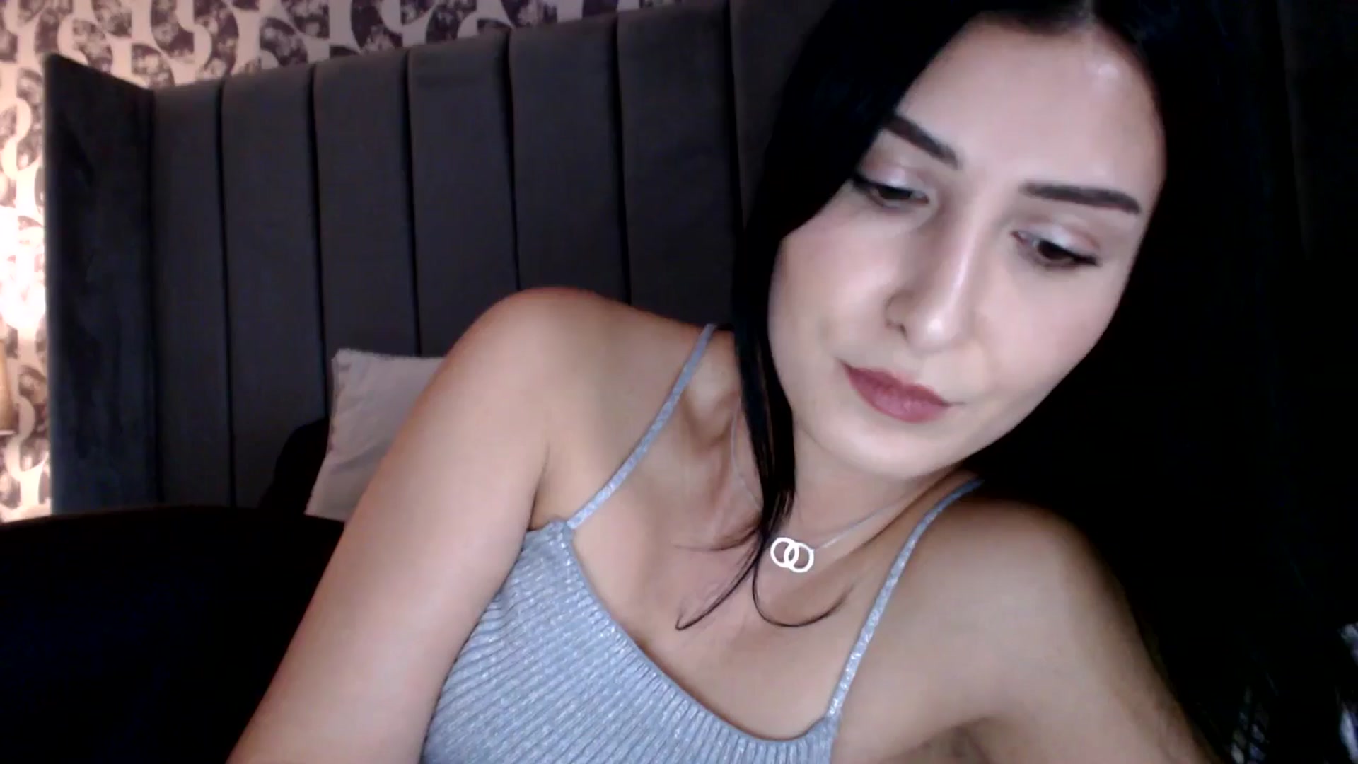 Gallery image thumbnail from LavIson's myfreecams stream on, 01/22/2025, 13:23 image 13 of 20
