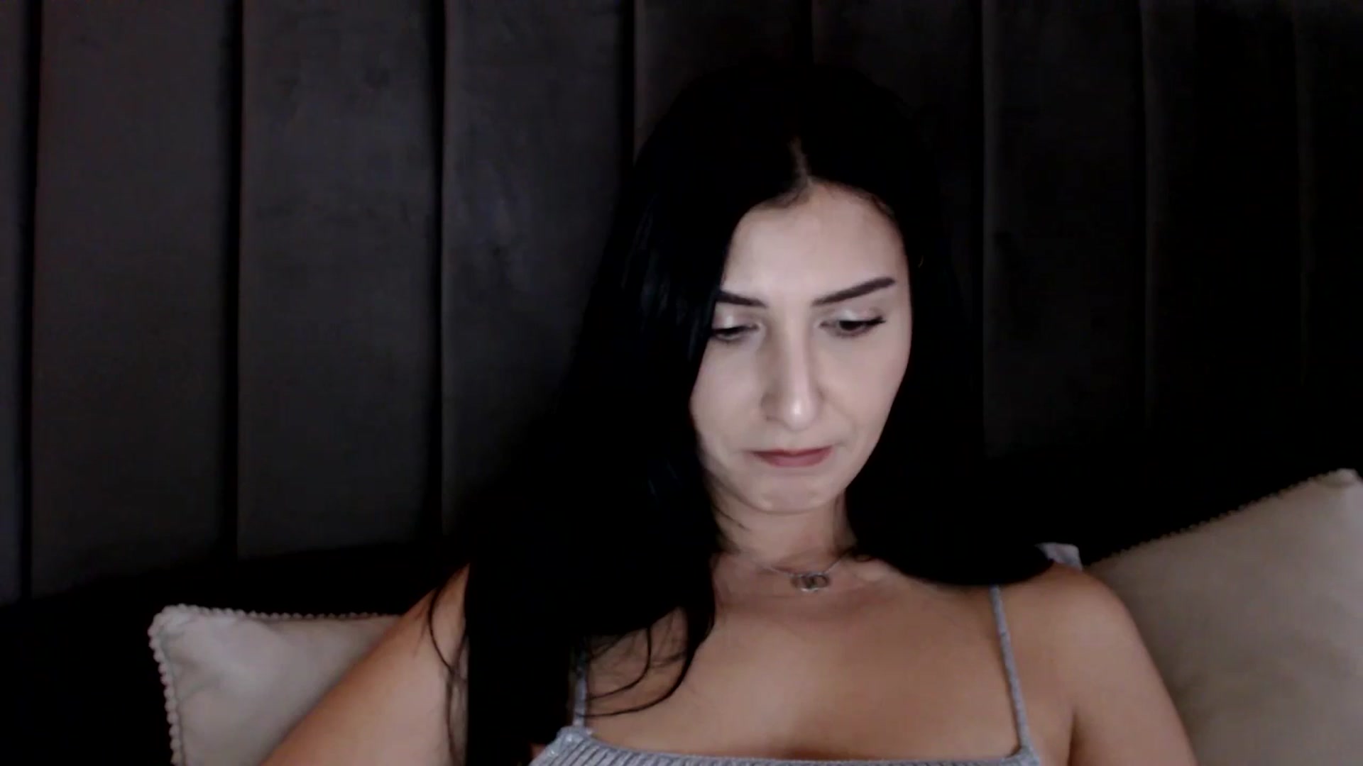 Gallery image thumbnail from LavIson's myfreecams stream on, 01/22/2025, 13:23 image 15 of 20