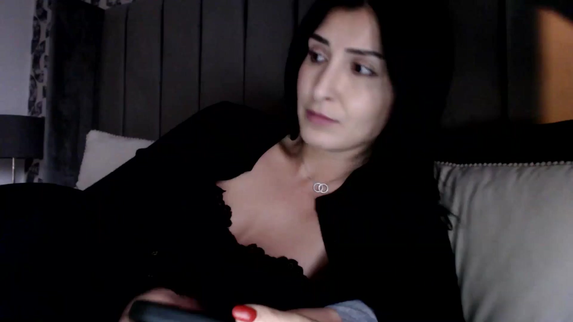 Gallery image thumbnail from LavIson's myfreecams stream on, 01/22/2025, 16:27 image 15 of 20