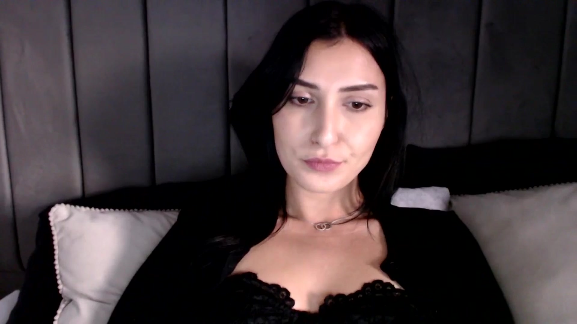 Gallery image thumbnail from LavIson's myfreecams stream on, 01/22/2025, 16:27 image 10 of 20