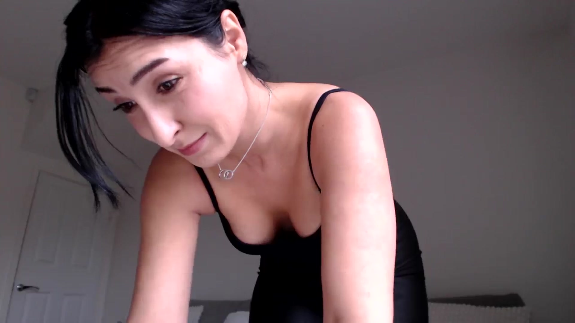 Gallery image thumbnail from LavIson's myfreecams stream on, 01/23/2025, 12:17 image 13 of 20