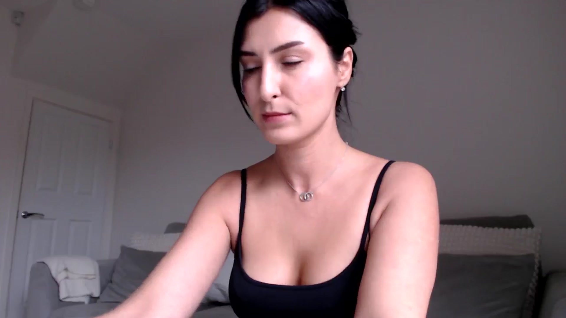 Gallery image thumbnail from LavIson's myfreecams stream on, 01/23/2025, 12:17 image 7 of 20