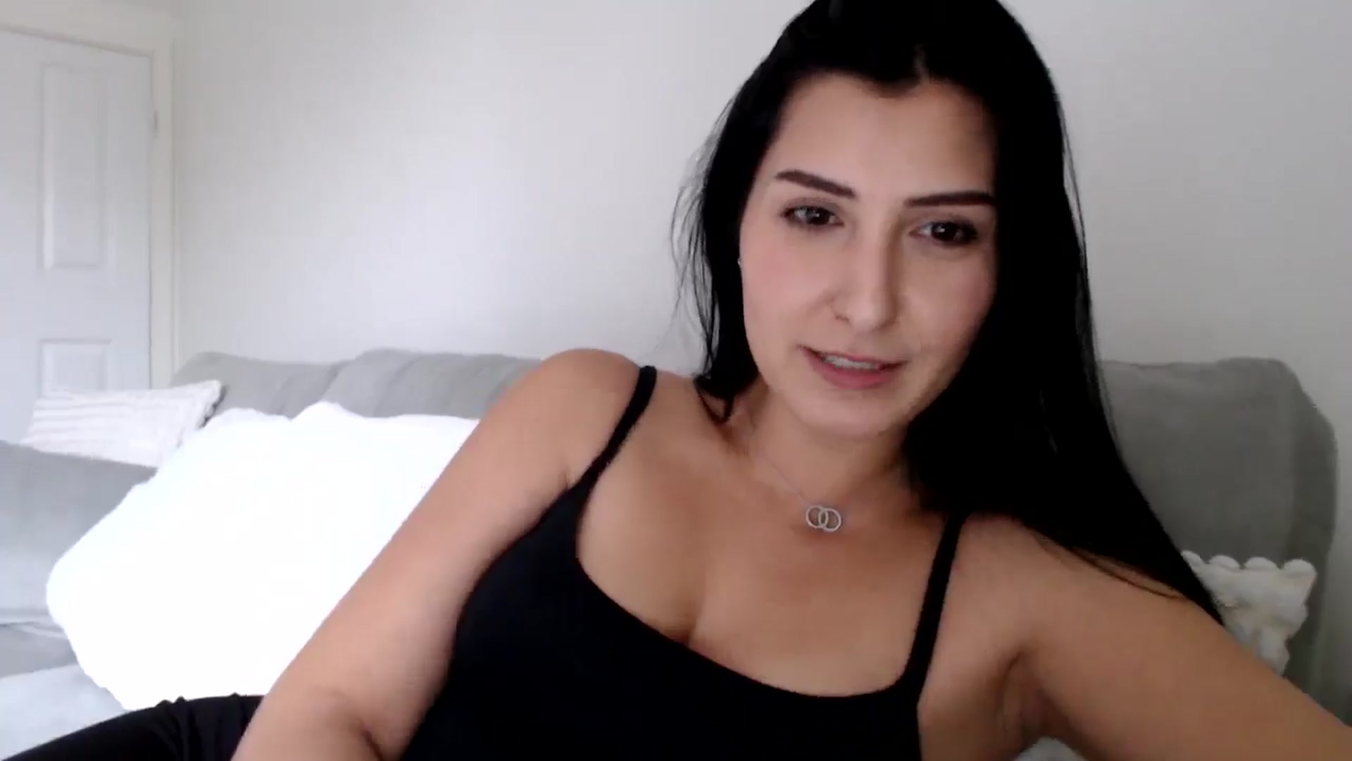 Gallery image thumbnail from LavIson's myfreecams stream on, 01/23/2025, 13:05 image 12 of 20