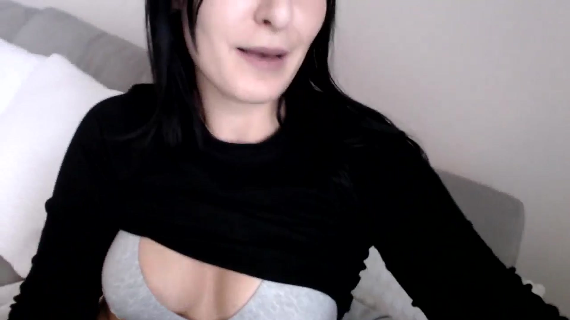 Gallery image thumbnail from LavIson's myfreecams stream on, 01/23/2025, 16:01 image 15 of 20