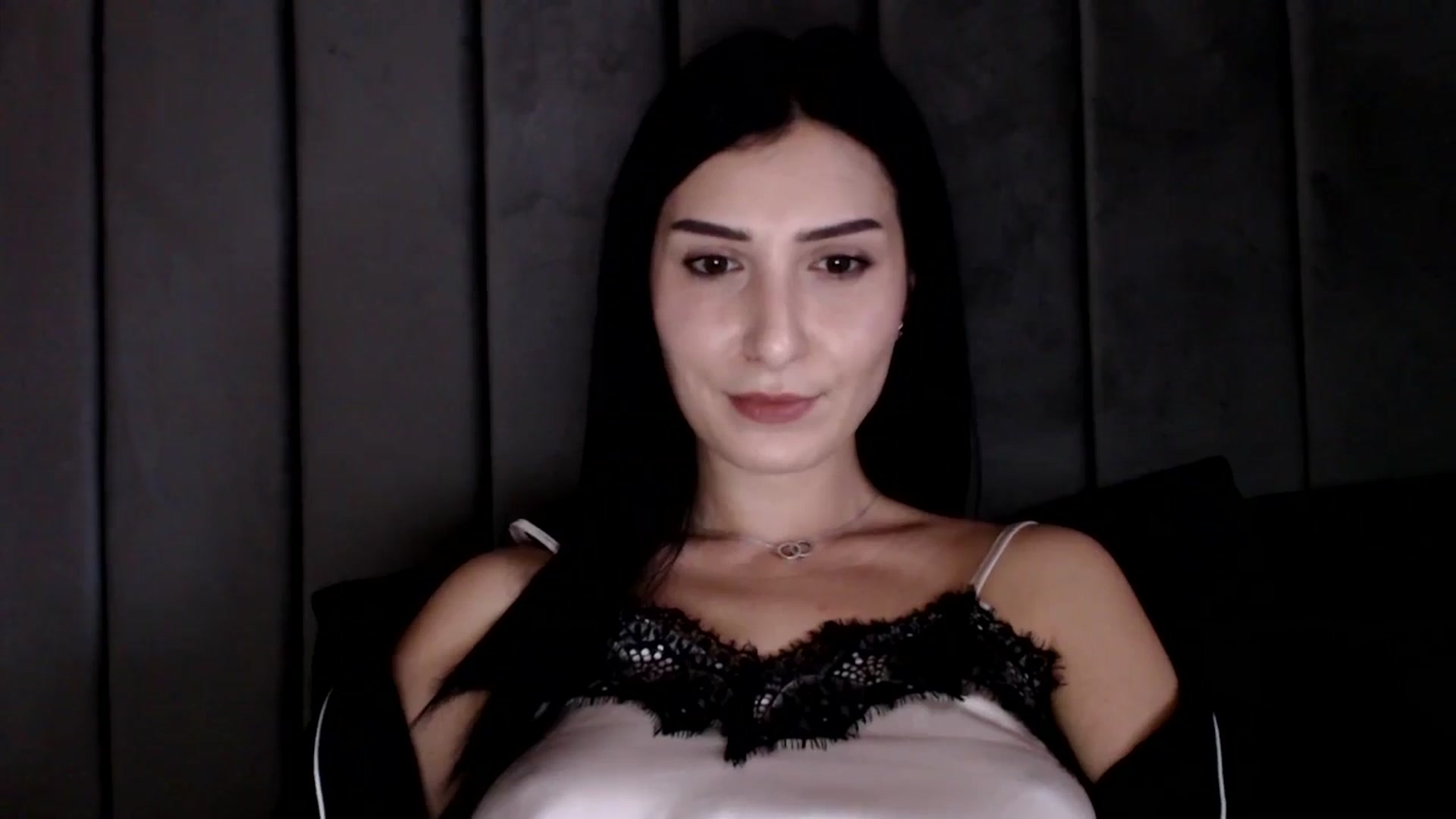 Gallery image thumbnail from LavIson's myfreecams stream on, 01/24/2025, 10:16 image 11 of 20