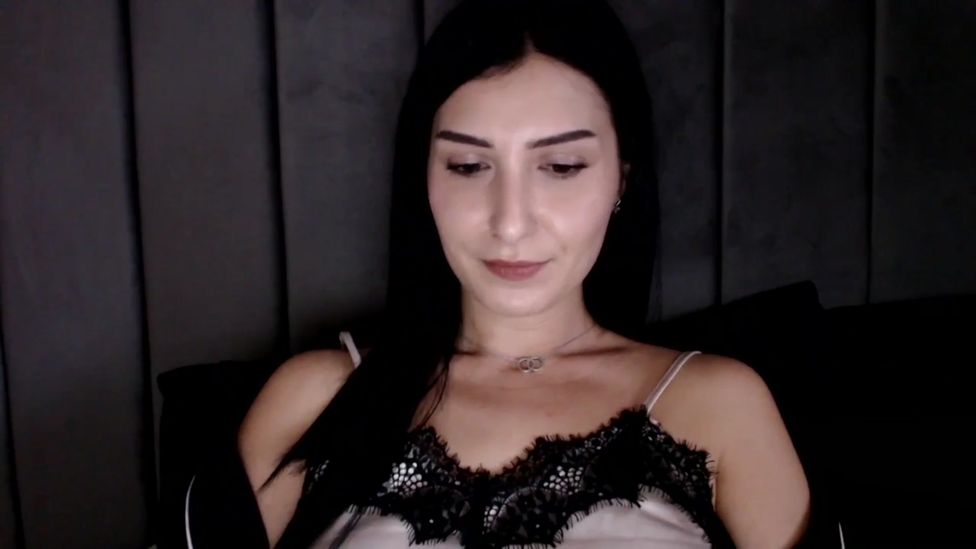 Gallery image thumbnail from LavIson's myfreecams stream on, 01/24/2025, 10:16 image 12 of 20