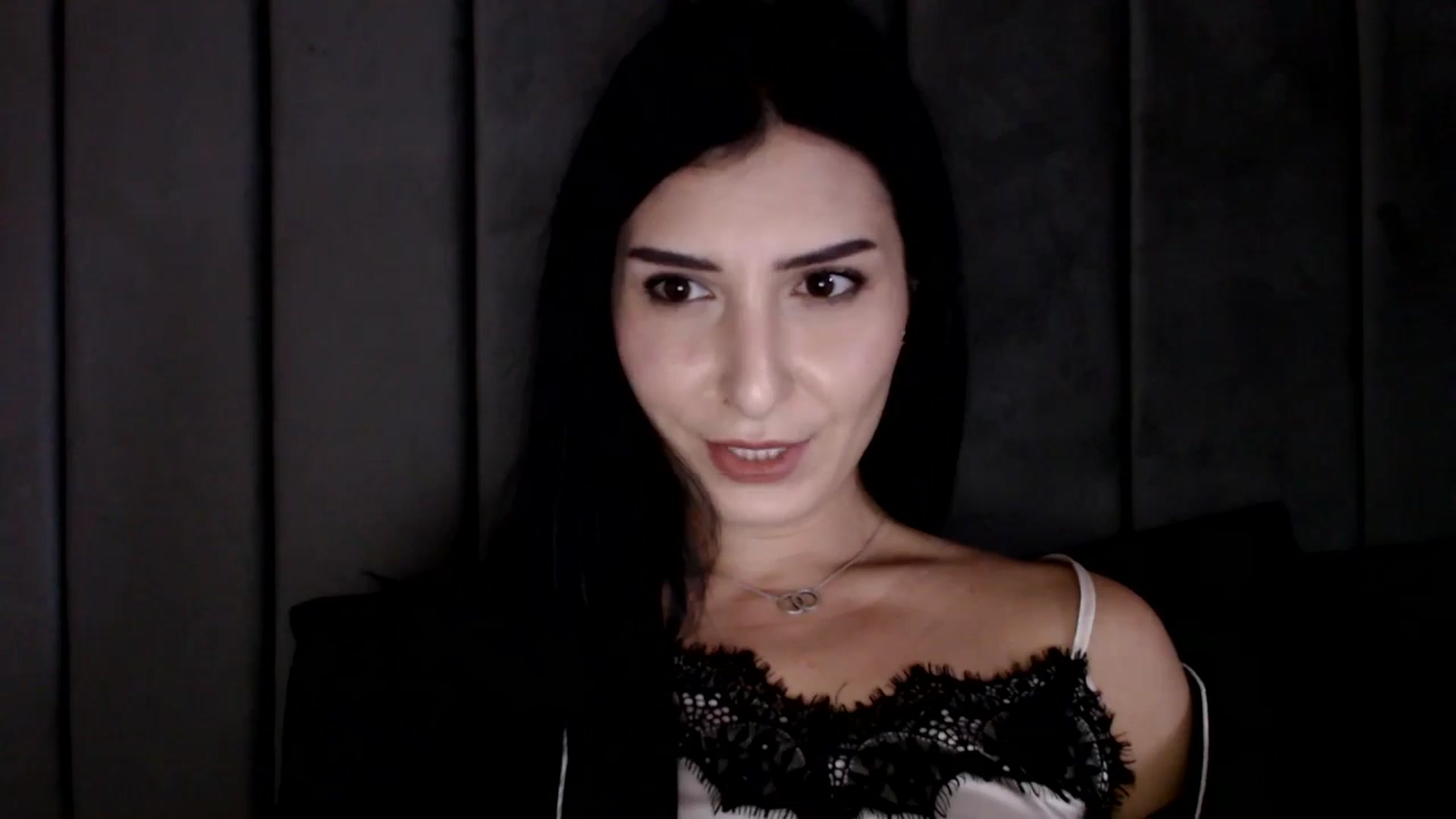 Gallery image thumbnail from LavIson's myfreecams stream on, 01/24/2025, 10:16 image 2 of 20