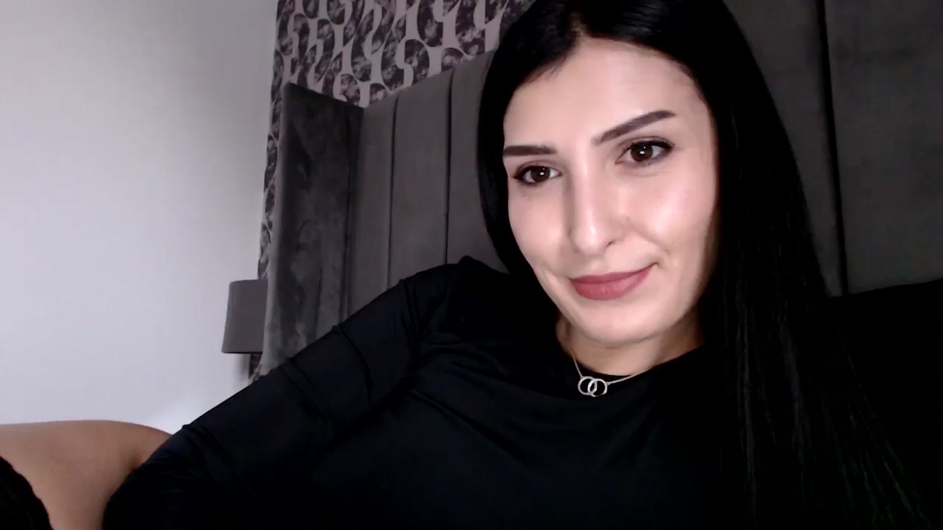 Gallery image thumbnail from LavIson's myfreecams stream on, 01/24/2025, 11:30 image 14 of 20