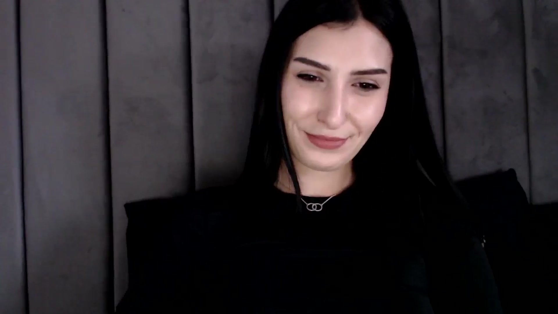 Gallery image thumbnail from LavIson's myfreecams stream on, 01/24/2025, 11:30 image 9 of 20