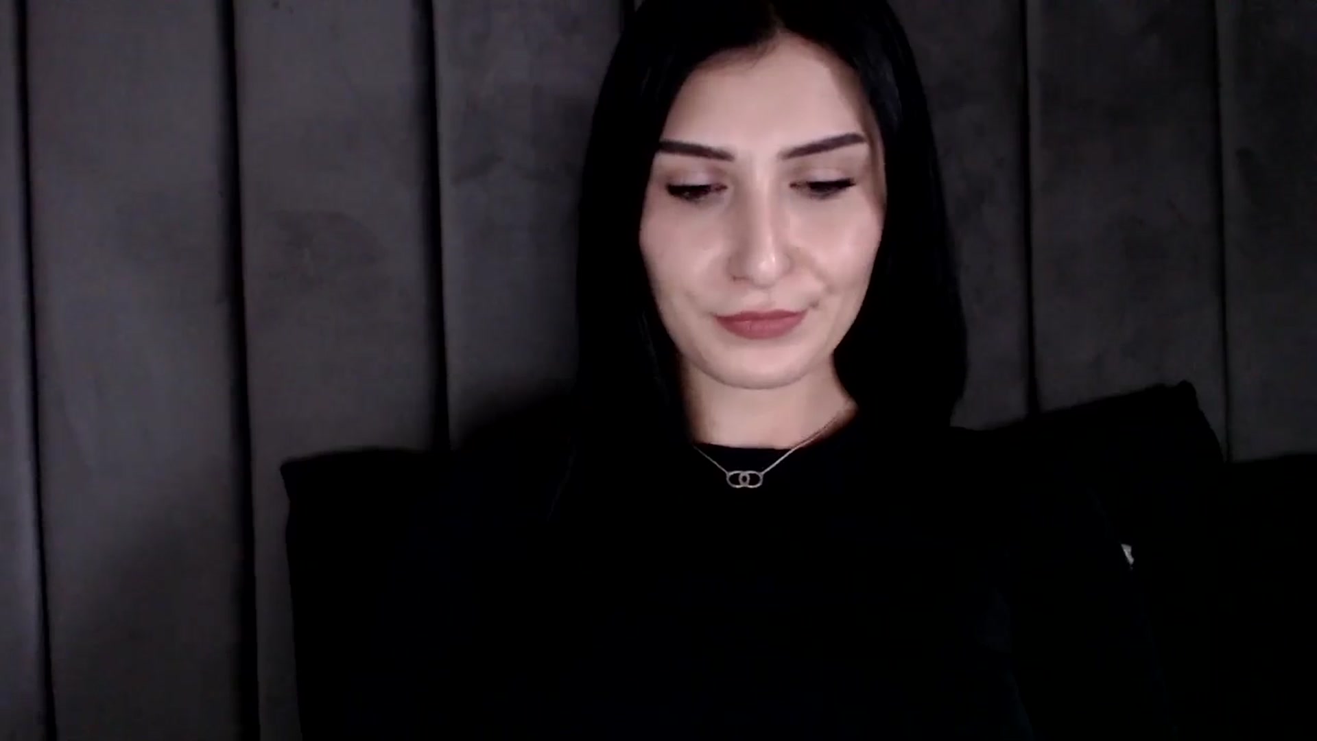 Gallery image thumbnail from LavIson's myfreecams stream on, 01/24/2025, 11:30 image 12 of 20