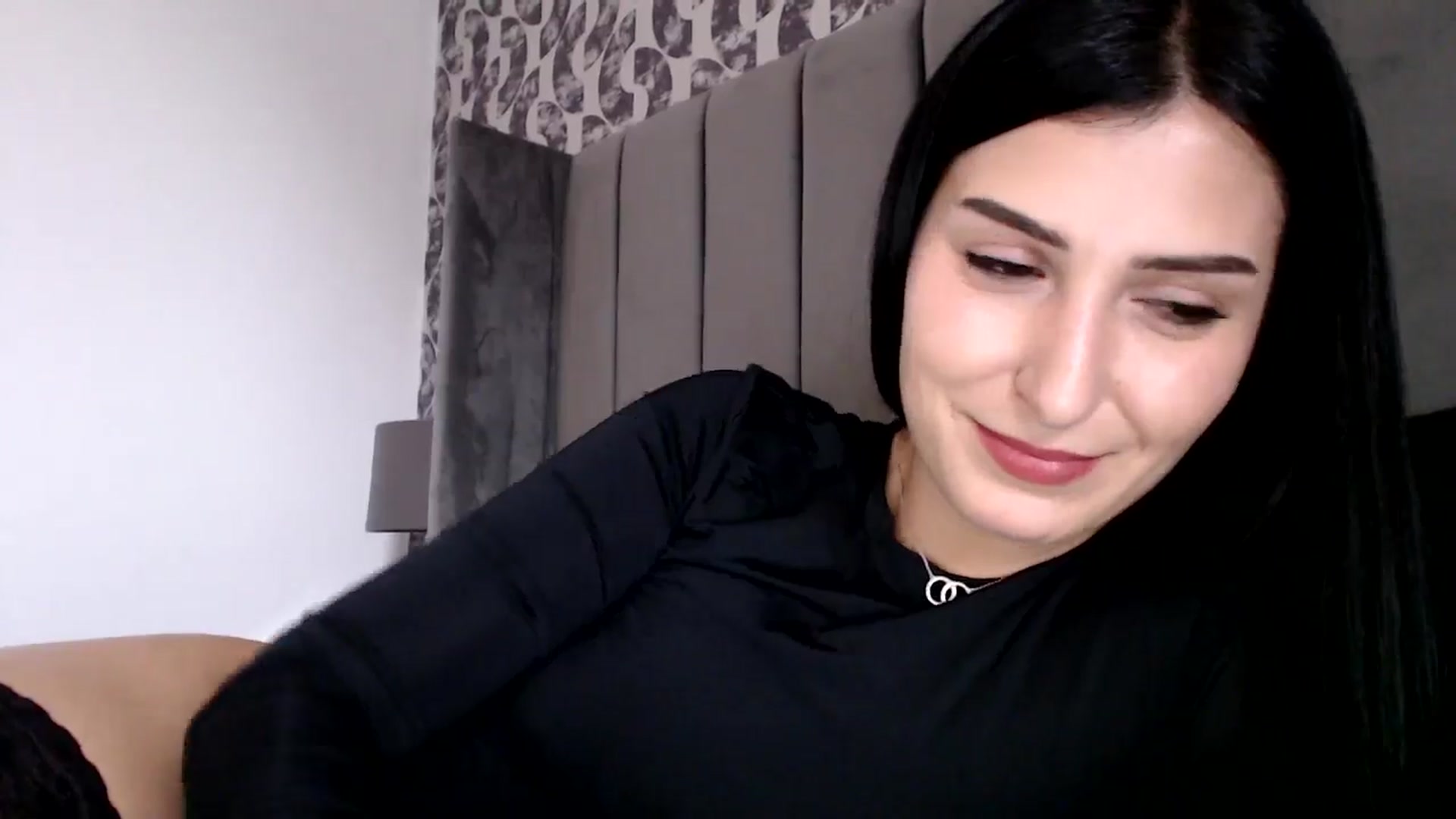 Gallery image thumbnail from LavIson's myfreecams stream on, 01/24/2025, 11:30 image 15 of 20