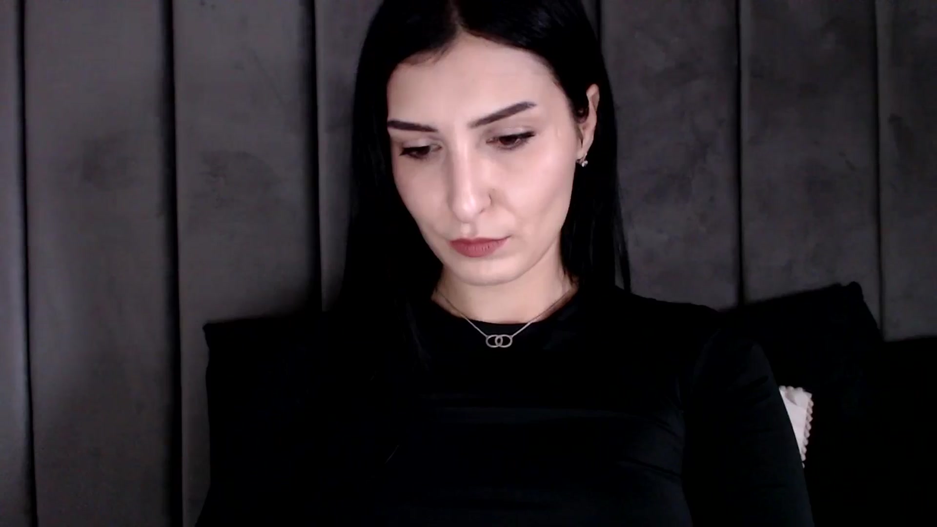 Gallery image thumbnail from LavIson's myfreecams stream on, 01/24/2025, 11:30 image 7 of 20