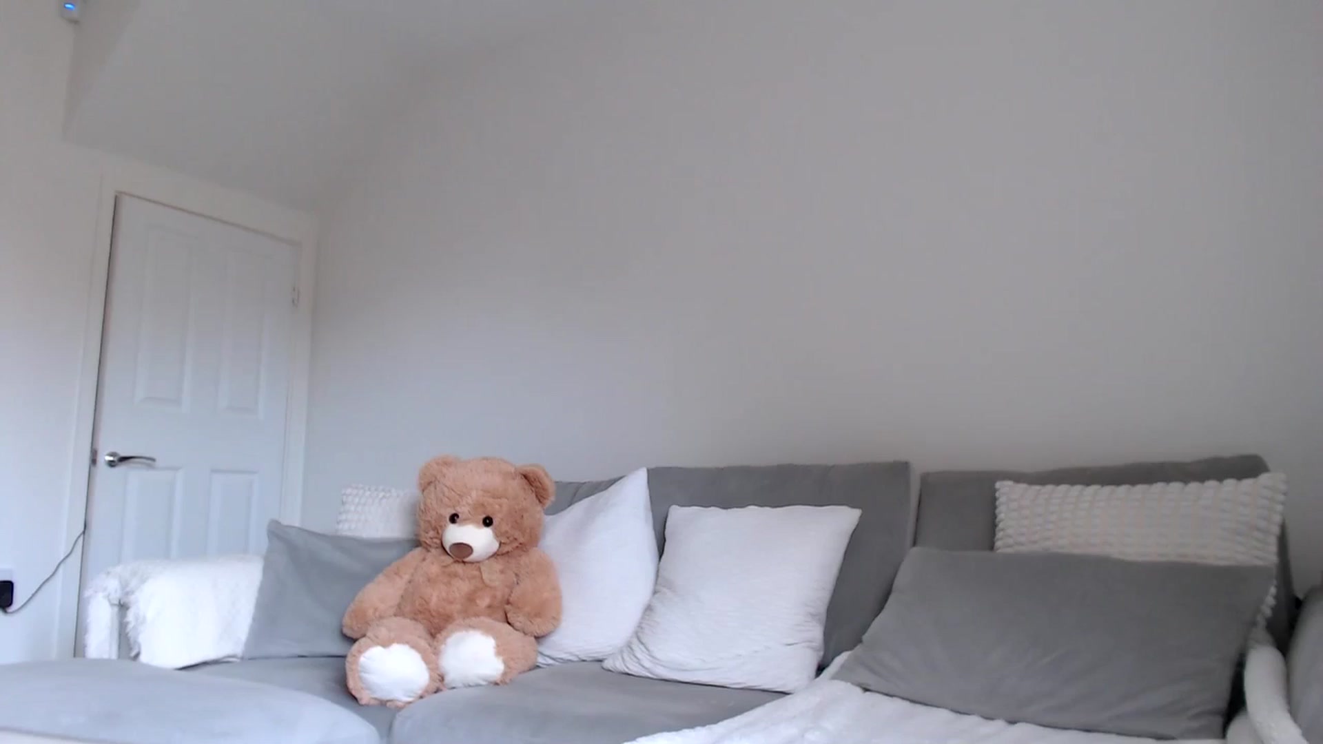 Gallery image thumbnail from LavIson's myfreecams stream on, 01/27/2025, 13:14 image 13 of 20