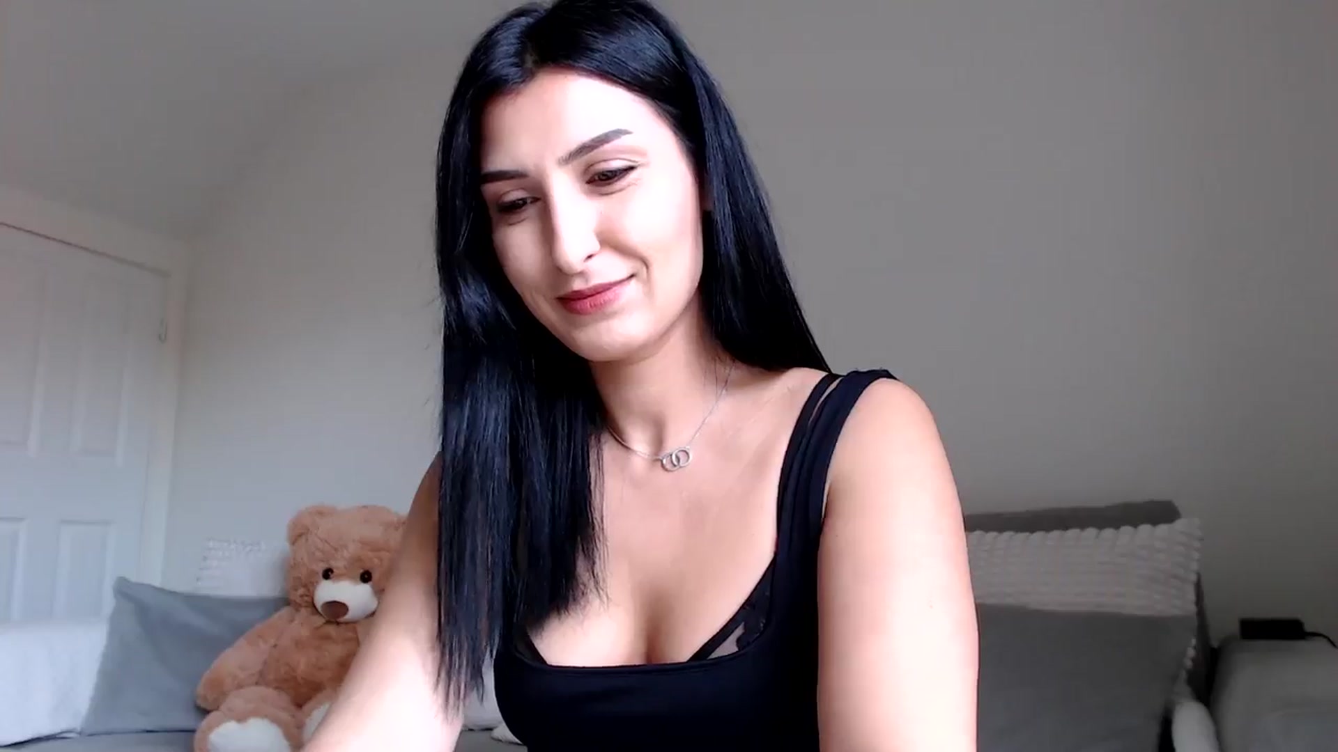 Gallery image thumbnail from LavIson's myfreecams stream on, 01/27/2025, 13:14 image 12 of 20