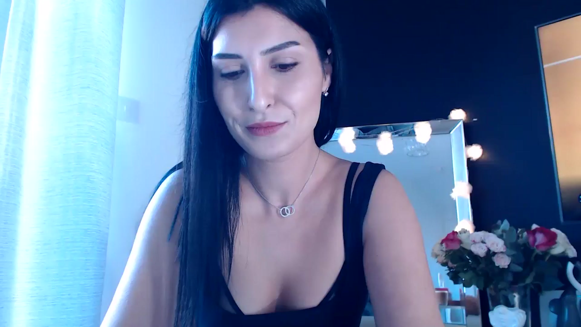 Gallery image thumbnail from LavIson's myfreecams stream on, 01/27/2025, 13:14 image 1 of 20