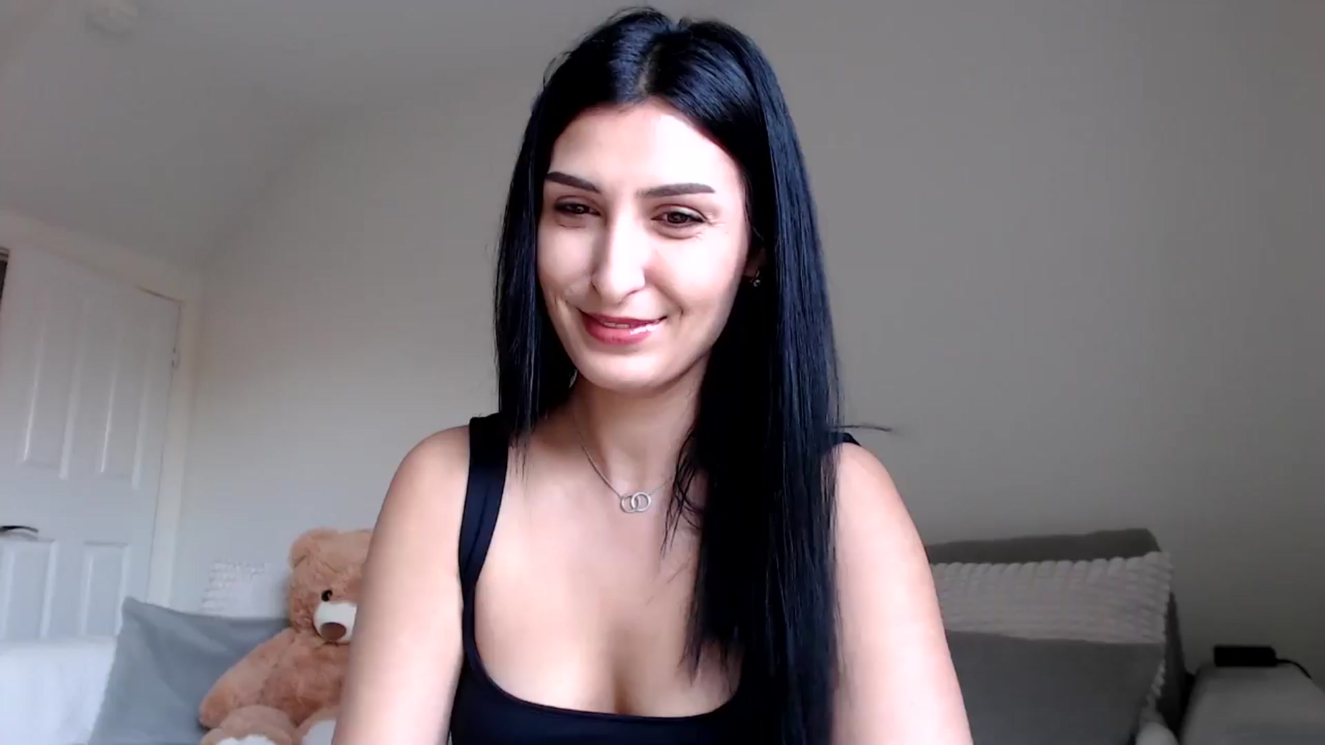 Gallery image thumbnail from LavIson's myfreecams stream on, 01/27/2025, 14:11 image 1 of 20