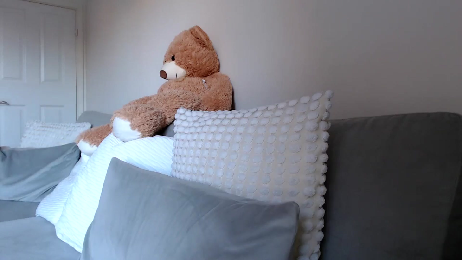 Gallery image thumbnail from LavIson's myfreecams stream on, 01/30/2025, 14:27 image 13 of 20