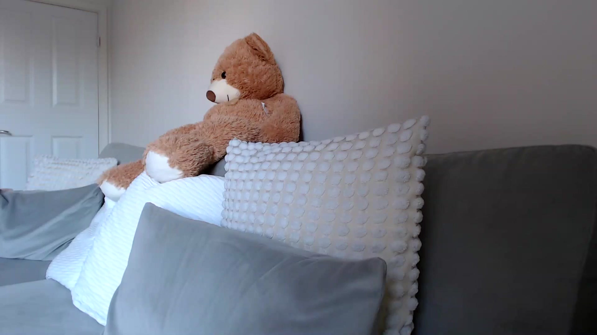 Gallery image thumbnail from LavIson's myfreecams stream on, 01/30/2025, 14:27 image 14 of 20