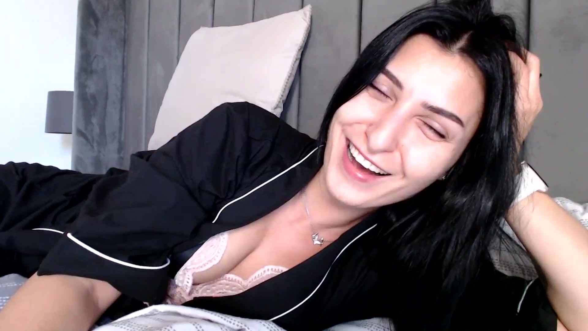 Gallery image thumbnail from LavIson's myfreecams stream on, 02/05/2025, 09:11 image 11 of 20
