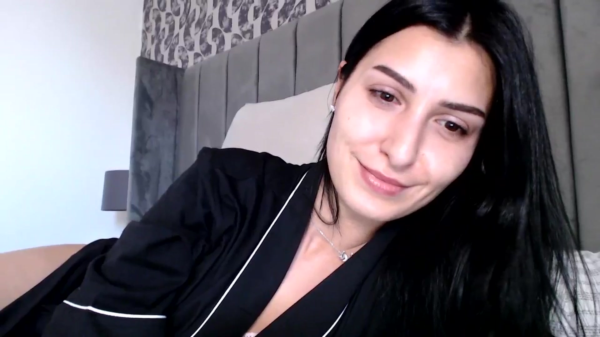 Gallery image thumbnail from LavIson's myfreecams stream on, 02/05/2025, 09:11 image 18 of 20