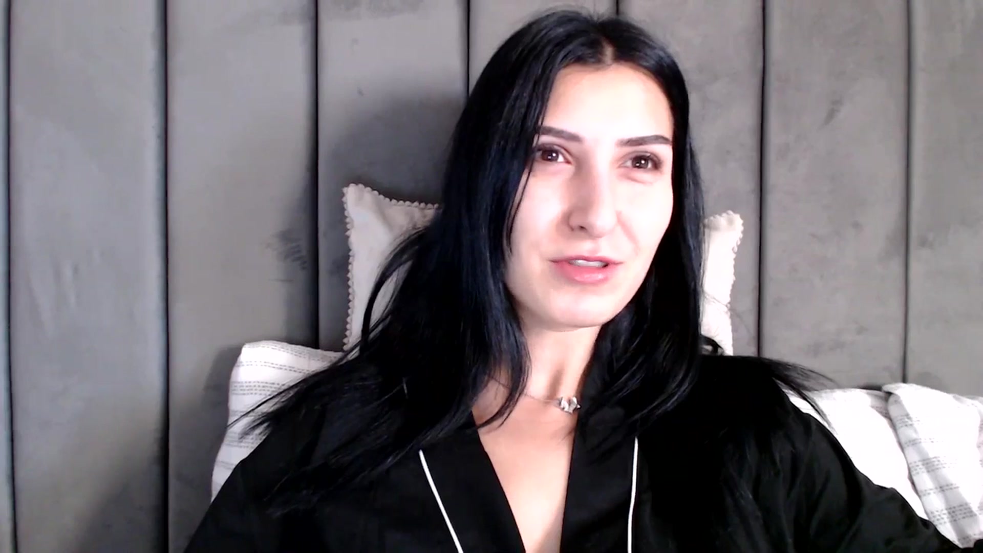 Gallery image thumbnail from LavIson's myfreecams stream on, 02/05/2025, 09:11 image 2 of 20