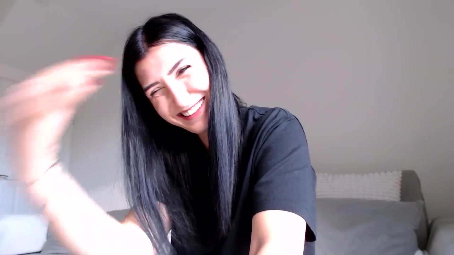 Gallery image thumbnail from LavIson's myfreecams stream on, 02/06/2025, 12:58 image 18 of 20