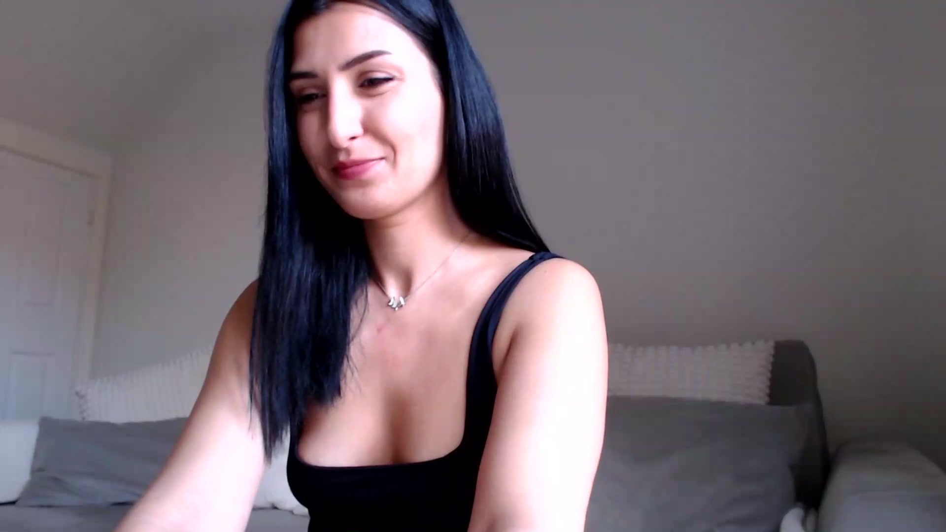 Gallery image thumbnail from LavIson's myfreecams stream on, 02/06/2025, 14:12 image 3 of 20