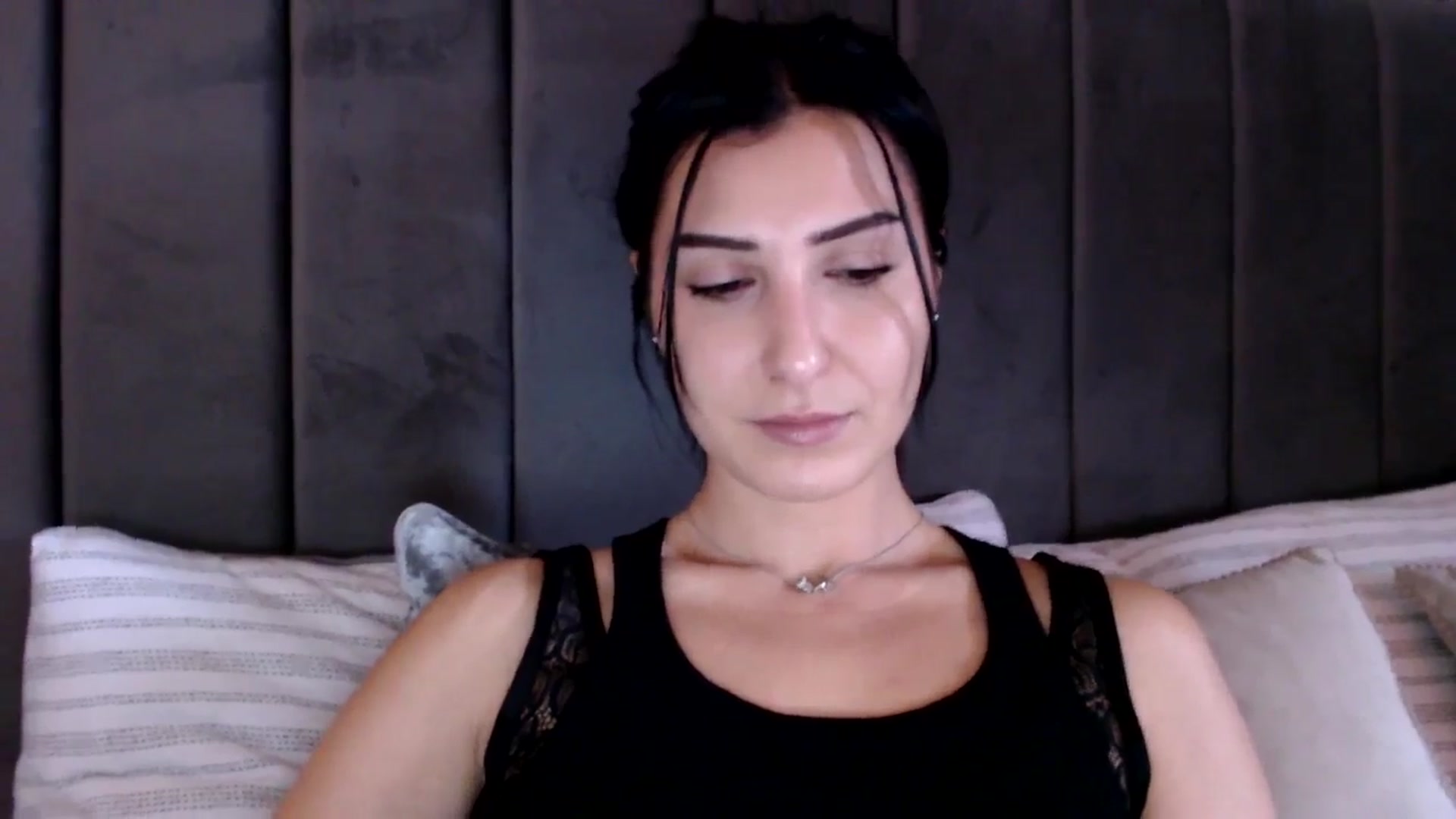 Gallery image thumbnail from LavIson's myfreecams stream on, 02/07/2025, 11:13 image 11 of 20