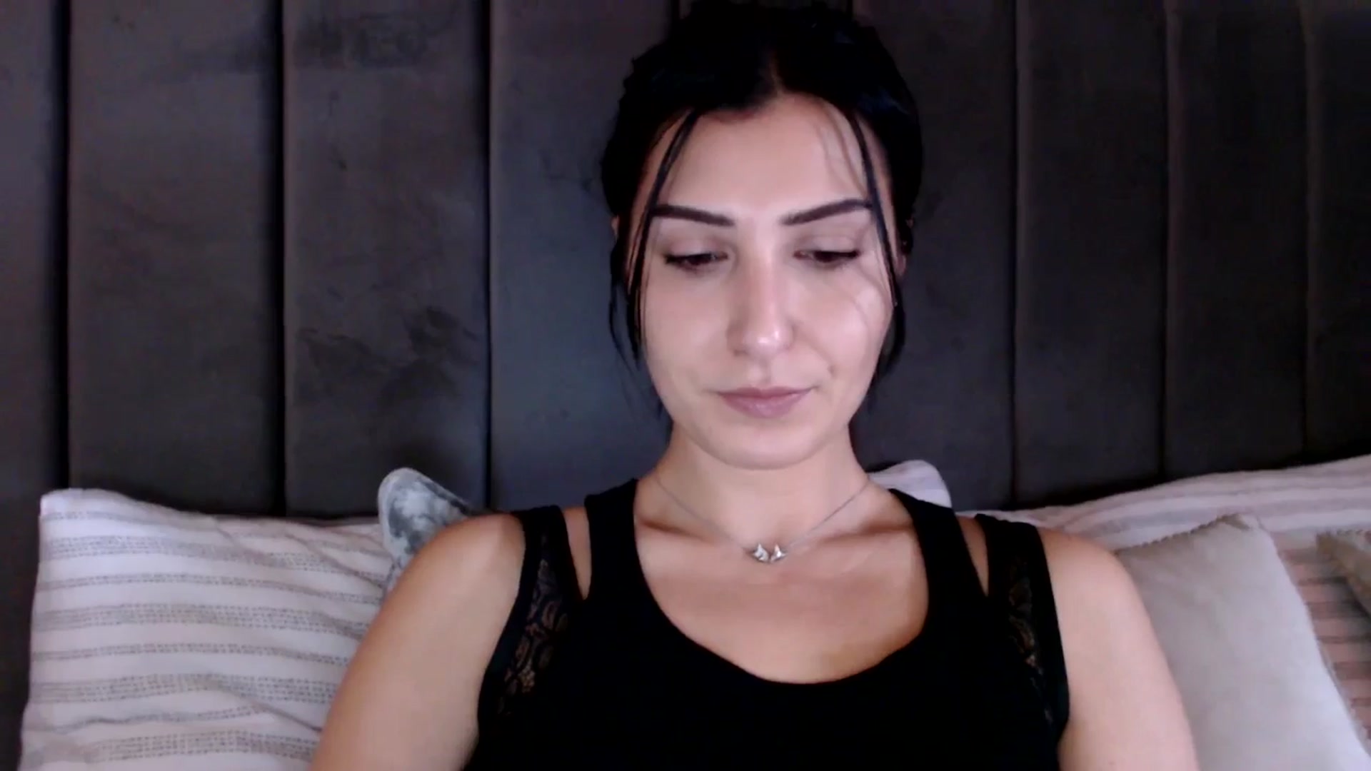 Gallery image thumbnail from LavIson's myfreecams stream on, 02/07/2025, 11:13 image 13 of 20