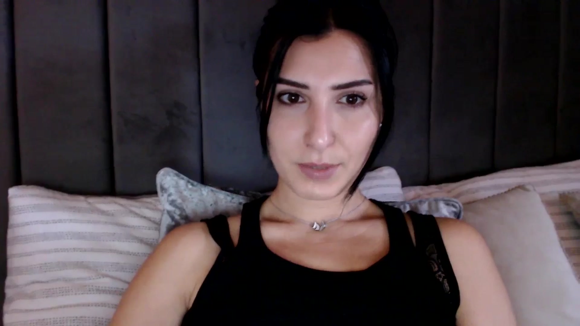 Gallery image thumbnail from LavIson's myfreecams stream on, 02/07/2025, 11:13 image 19 of 20