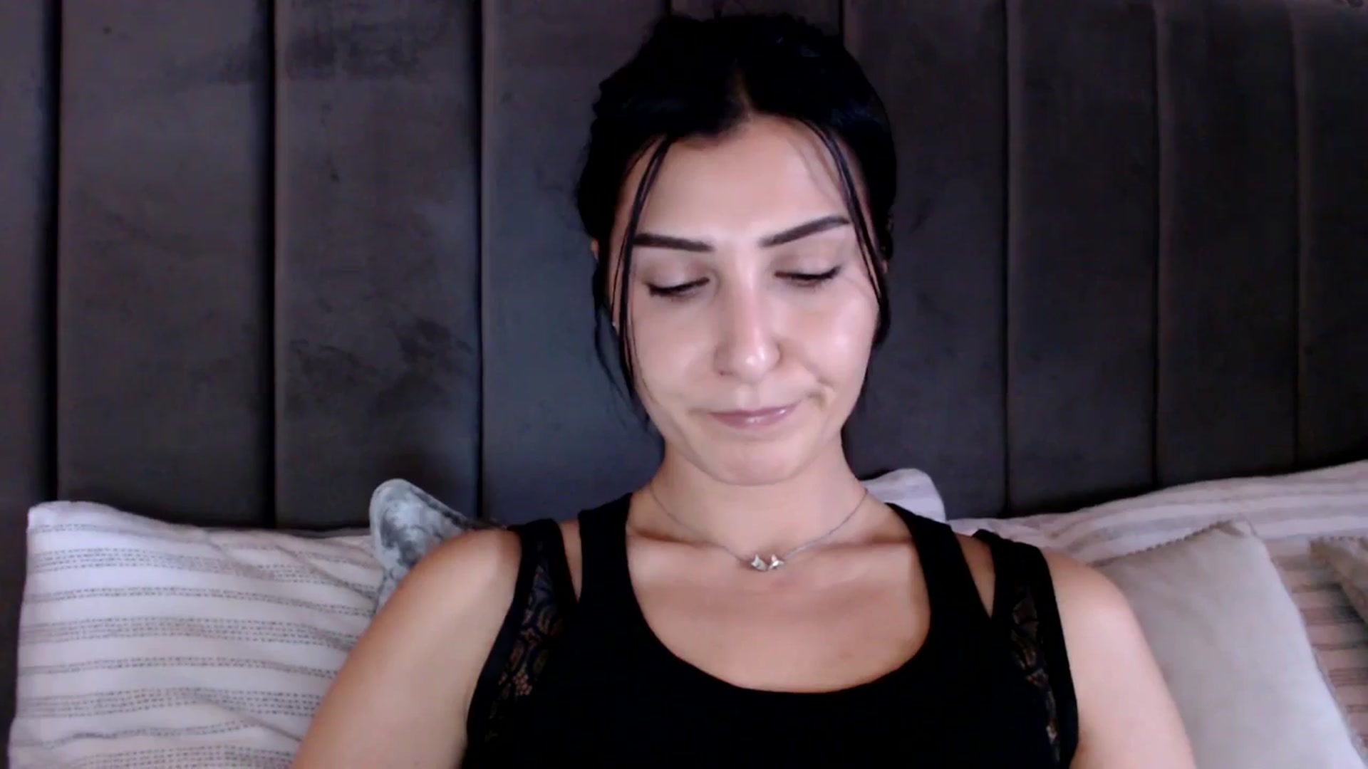Gallery image thumbnail from LavIson's myfreecams stream on, 02/07/2025, 11:13 image 12 of 20