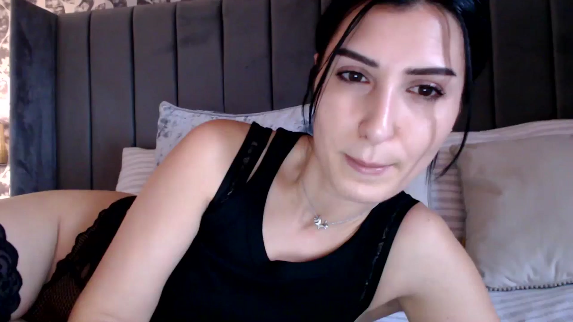 Gallery image thumbnail from LavIson's myfreecams stream on, 02/07/2025, 11:13 image 6 of 20