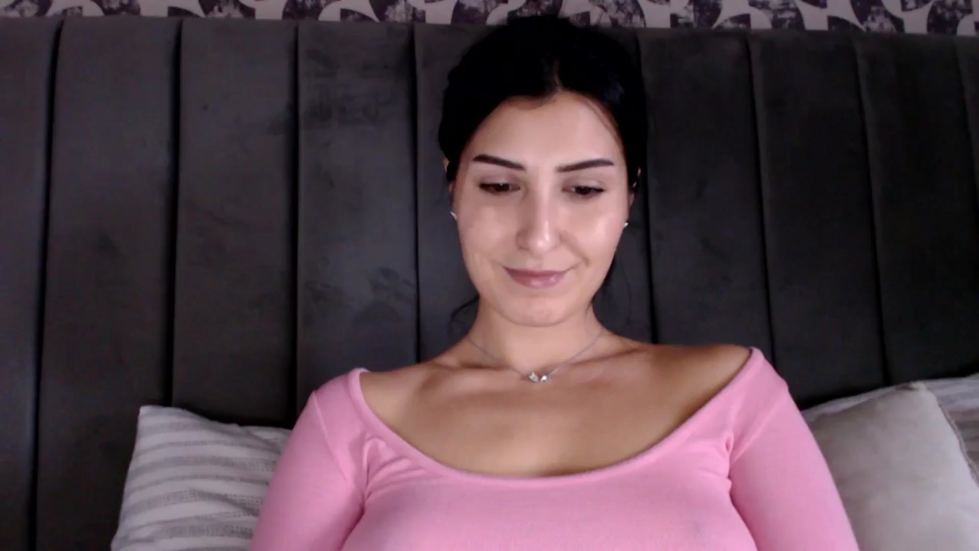 Gallery image thumbnail from LavIson's myfreecams stream on, 02/07/2025, 13:29 image 1 of 20