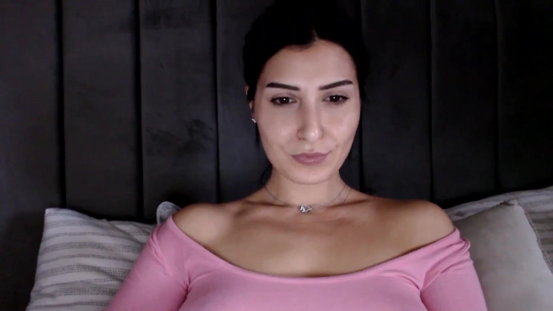 Gallery image thumbnail from LavIson's myfreecams stream on, 02/07/2025, 13:29 image 20 of 20