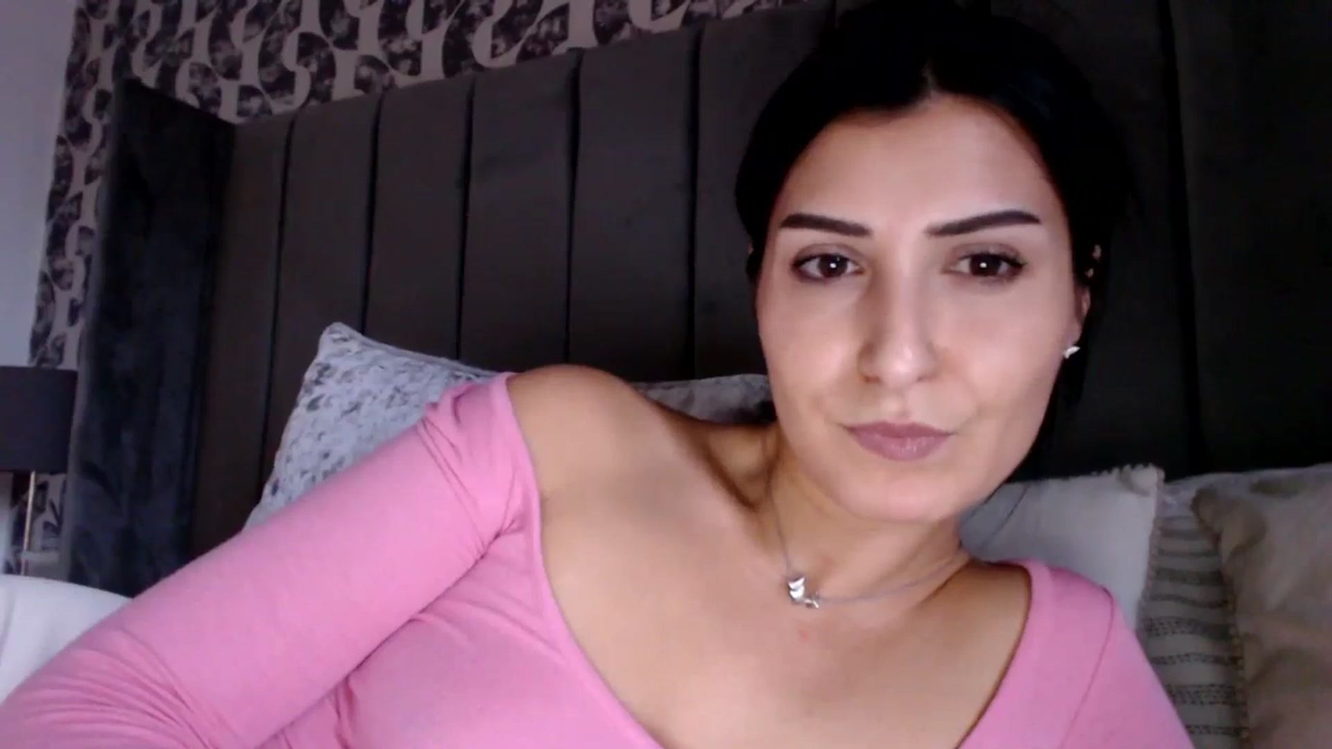 Gallery image thumbnail from LavIson's myfreecams stream on, 02/07/2025, 14:19 image 20 of 20