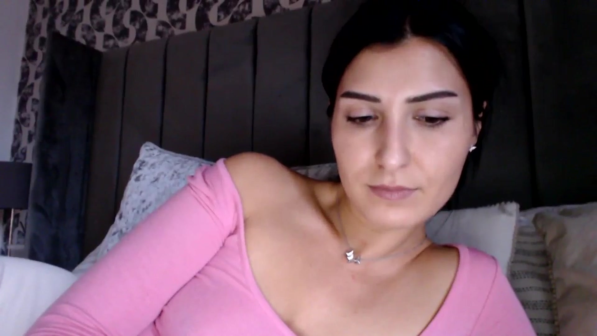 Gallery image thumbnail from LavIson's myfreecams stream on, 02/07/2025, 14:19 image 18 of 20