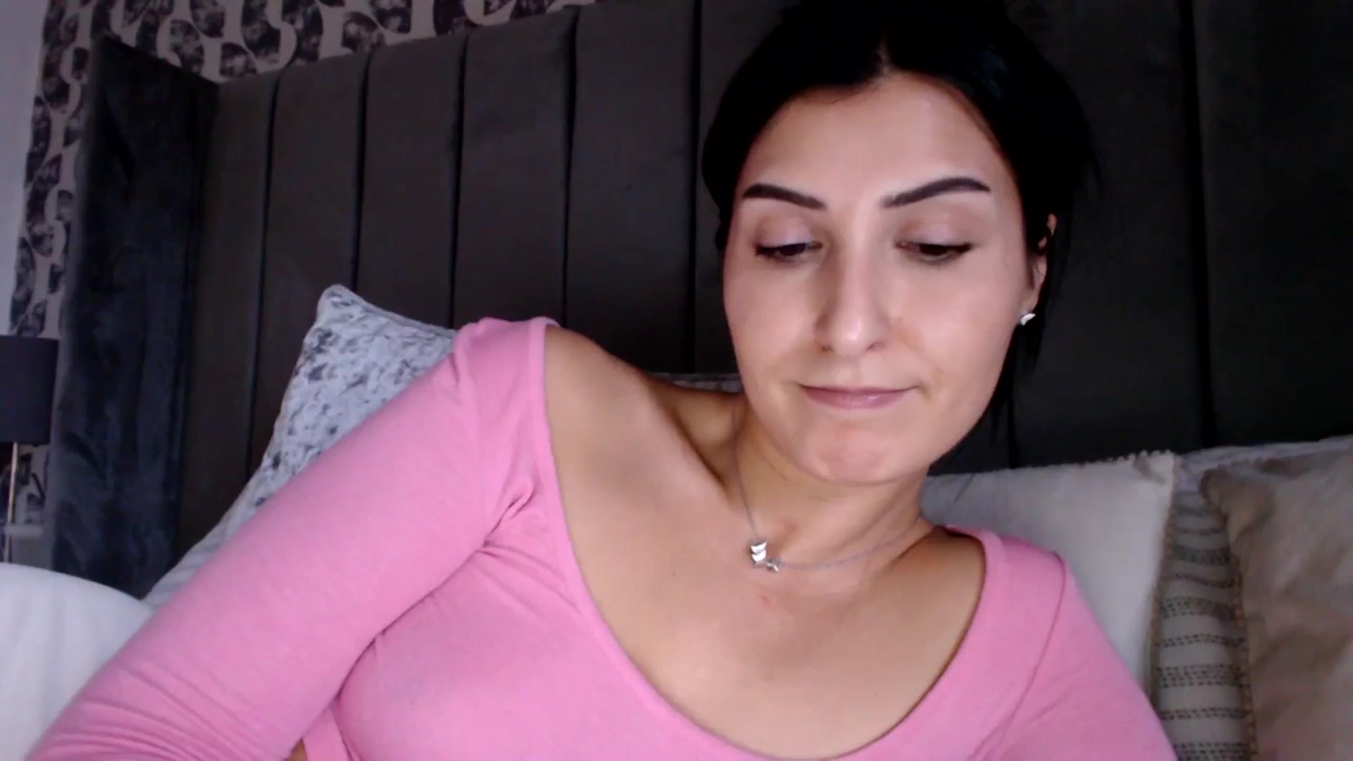 Gallery image thumbnail from LavIson's myfreecams stream on, 02/07/2025, 14:19 image 15 of 20
